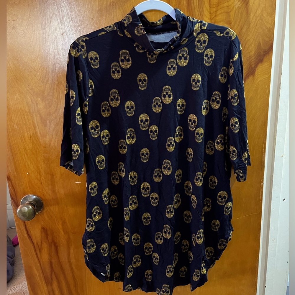 Torrid Super Soft Knit High Neck Tunic Tee- size 2